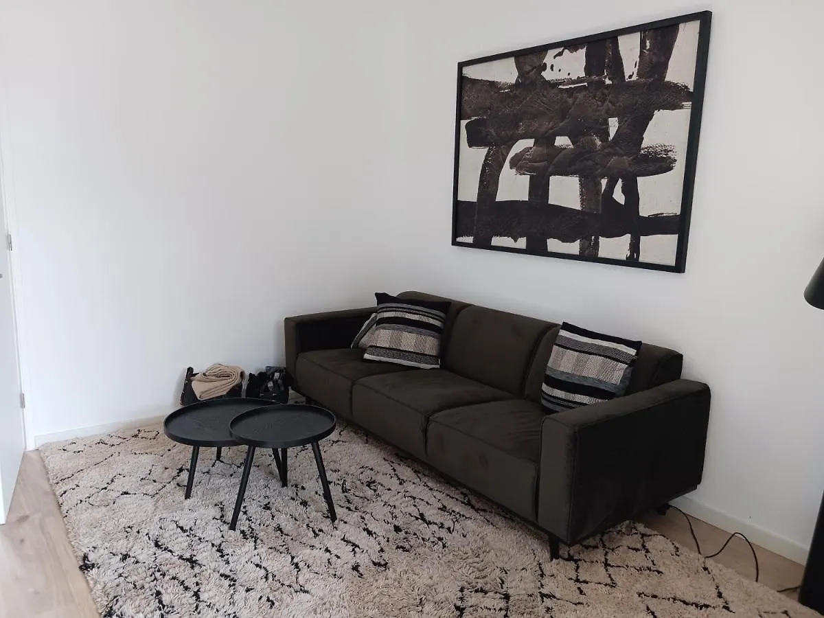 Suite La Paixの連絡先